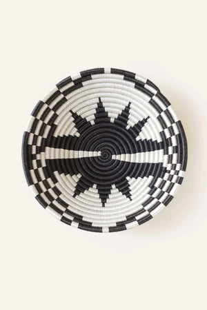 Starburst Plateau Woven Basket
