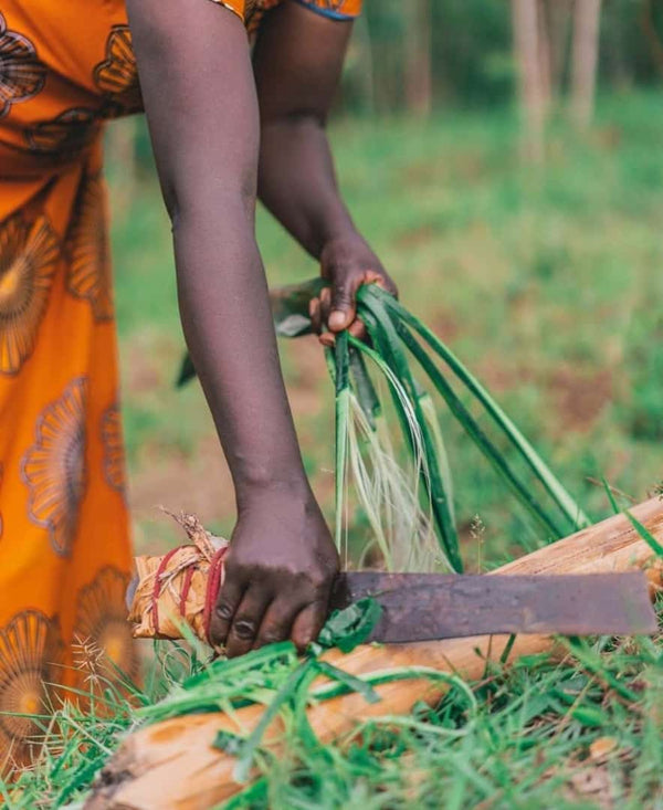 Handwoven Raffia Tote Basket — Uganda