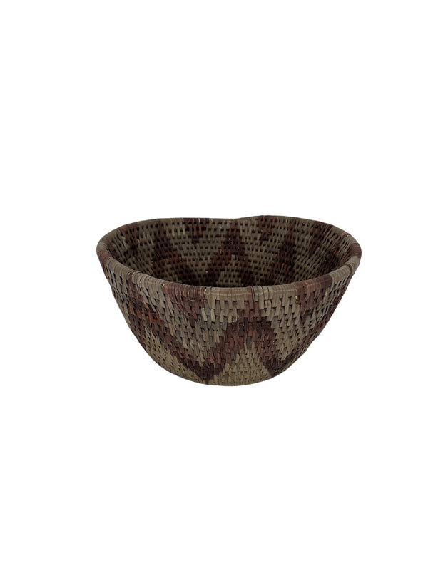 Dimmed Bowl
