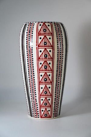 Medium Tulip Plump Vase 12.5"