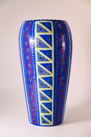 Medium Tulip Plump Vase 12.5"